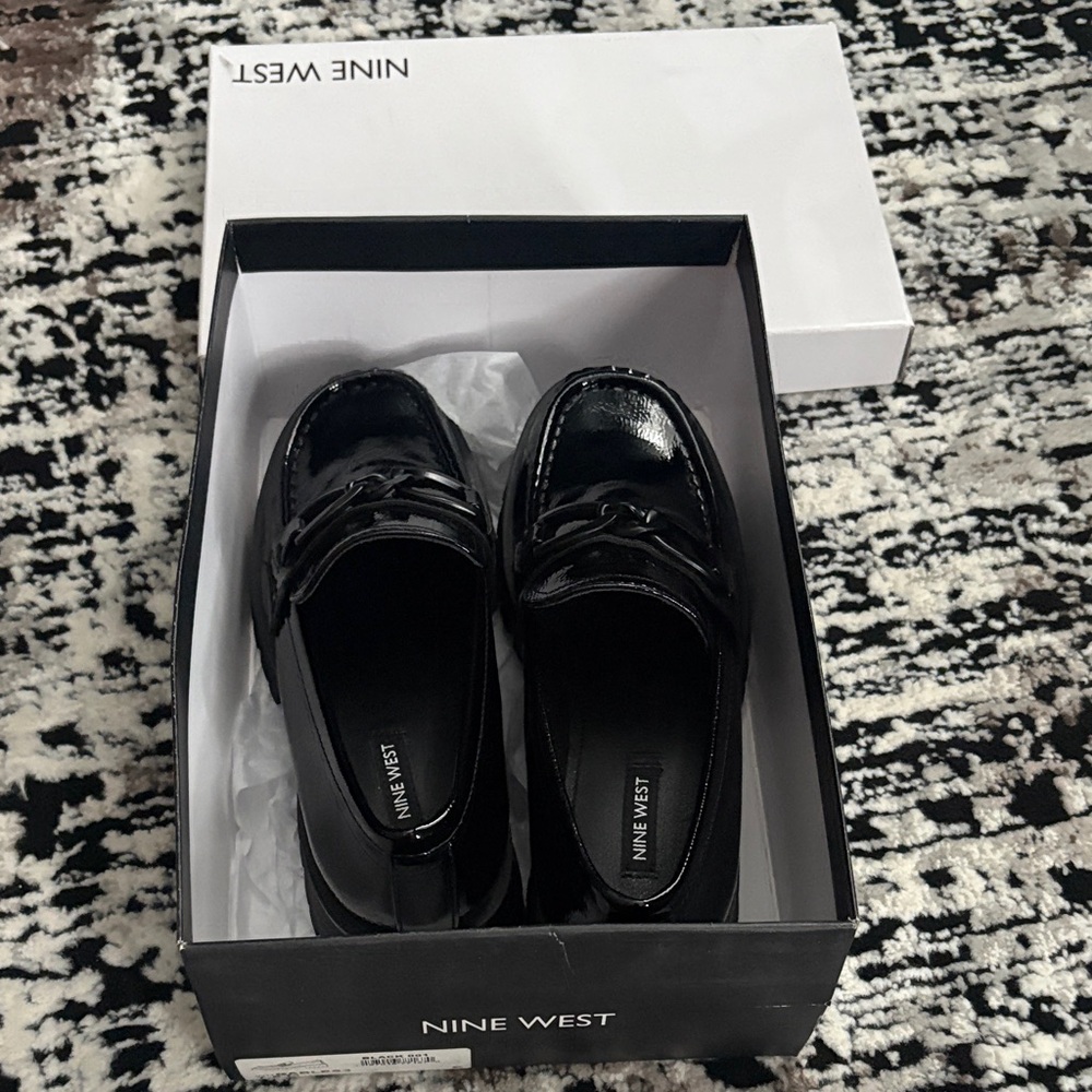 Nine West Glossy Black Women's Flats